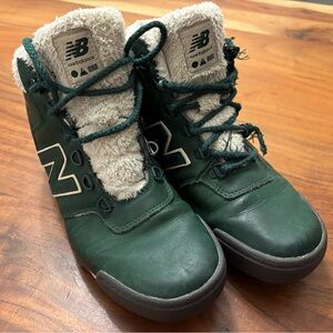 New Balance Forest Green Sneakers with Plush Lining